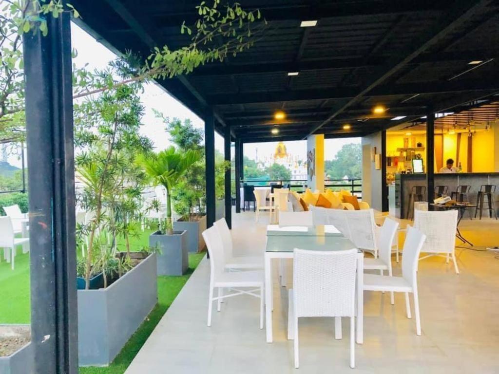 Kanbawza Hinthar Hotel Bago Bagian luar foto