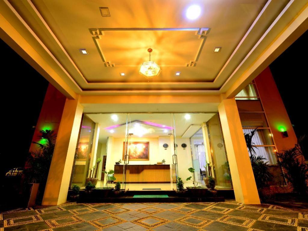 Kanbawza Hinthar Hotel Bago Bagian luar foto