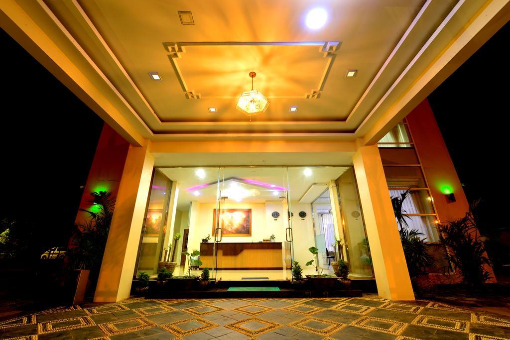Kanbawza Hinthar Hotel Bago Bagian luar foto