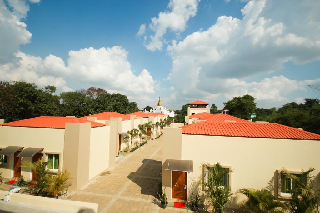 Kanbawza Hinthar Hotel Bago Bagian luar foto
